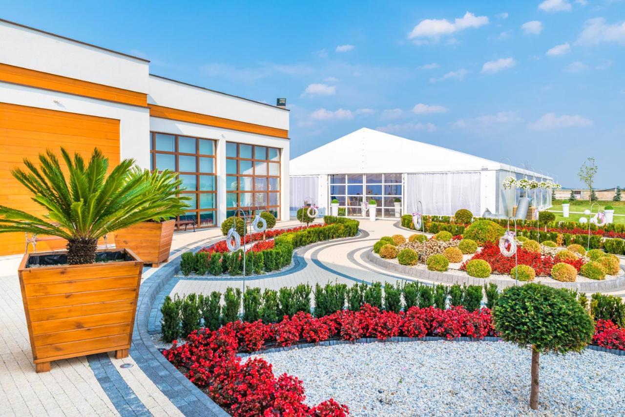 Hotel Kristoff Laszkow Exterior photo