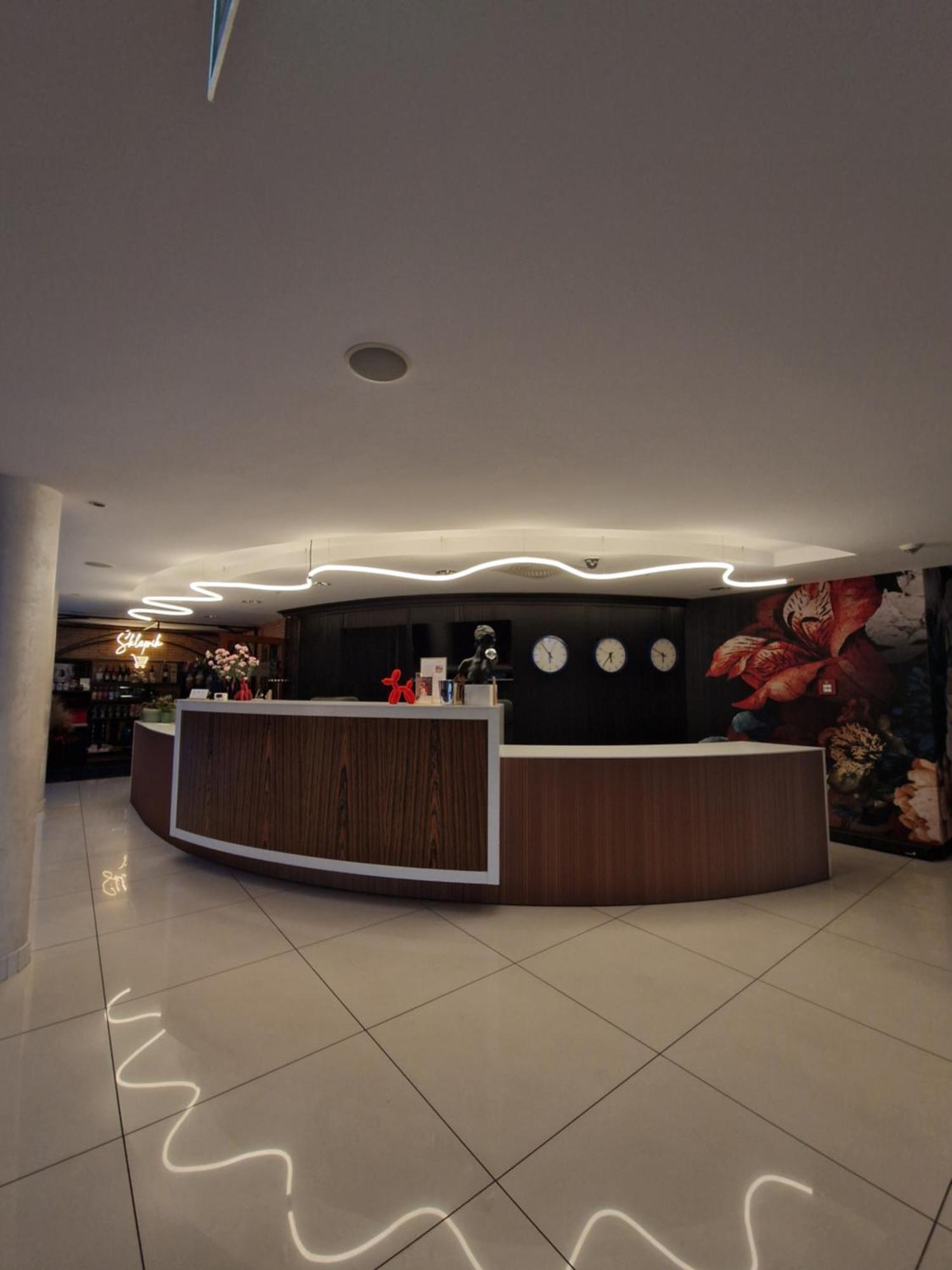 Hotel Kristoff Laszkow Exterior photo